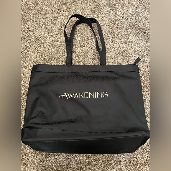 NWT AWAKENING GIFT BAG SET WITH CARDS - Picture 2 of 9